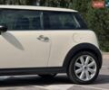 Белый Мини Hatch, объемом двигателя 1.6 л и пробегом 263 тыс. км за 4990 $, фото 10 на Automoto.ua