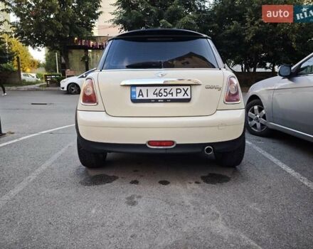 Білий Міні Hatch, об'ємом двигуна 1.6 л та пробігом 151 тис. км за 6500 $, фото 10 на Automoto.ua