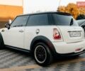 Білий Міні Hatch, об'ємом двигуна 1.6 л та пробігом 243 тис. км за 6500 $, фото 9 на Automoto.ua