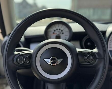 Білий Міні Hatch, об'ємом двигуна 1.6 л та пробігом 176 тис. км за 7300 $, фото 10 на Automoto.ua