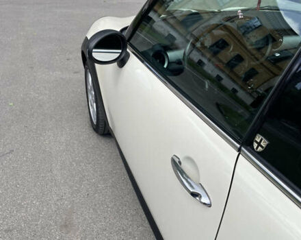 Білий Міні Hatch, об'ємом двигуна 1.6 л та пробігом 109 тис. км за 7600 $, фото 5 на Automoto.ua