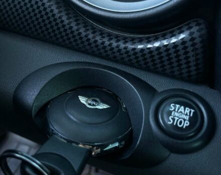 Білий Міні Hatch, об'ємом двигуна 1.6 л та пробігом 178 тис. км за 8700 $, фото 8 на Automoto.ua