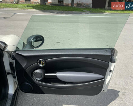 Білий Міні Hatch, об'ємом двигуна 1.6 л та пробігом 109 тис. км за 7600 $, фото 16 на Automoto.ua