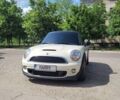 Білий Міні Hatch, об'ємом двигуна 1.6 л та пробігом 178 тис. км за 8700 $, фото 1 на Automoto.ua