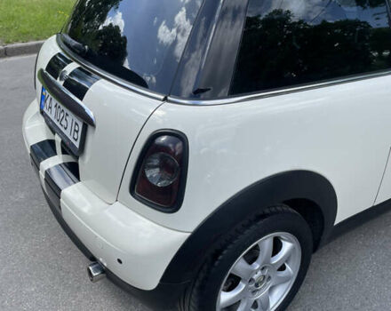 Білий Міні Hatch, об'ємом двигуна 1.6 л та пробігом 109 тис. км за 7600 $, фото 11 на Automoto.ua