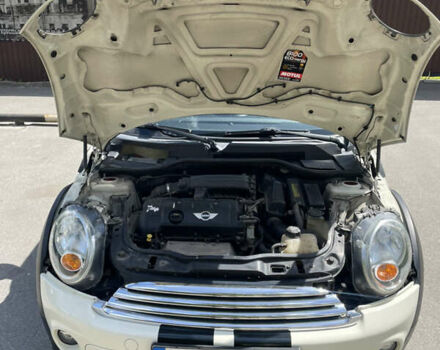 Білий Міні Hatch, об'ємом двигуна 1.6 л та пробігом 109 тис. км за 7600 $, фото 26 на Automoto.ua