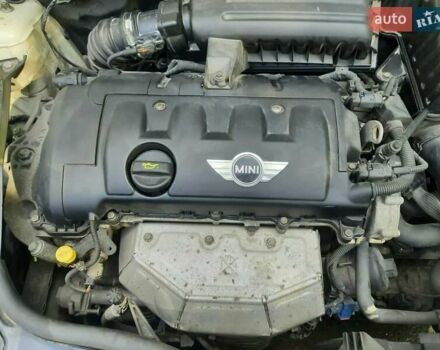 Белый Мини Hatch, объемом двигателя 1.6 л и пробегом 165 тыс. км за 7649 $, фото 24 на Automoto.ua