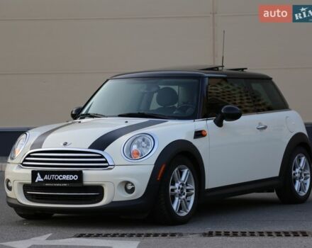 Білий Міні Hatch, об'ємом двигуна 1.6 л та пробігом 137 тис. км за 7999 $, фото 2 на Automoto.ua