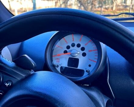 Белый Мини Hatch, объемом двигателя 2 л и пробегом 170 тыс. км за 10300 $, фото 3 на Automoto.ua