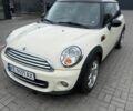 Белый Мини Hatch, объемом двигателя 1.6 л и пробегом 136 тыс. км за 8200 $, фото 1 на Automoto.ua