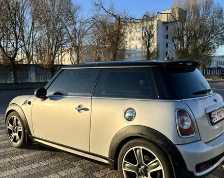Белый Мини Hatch, объемом двигателя 1.6 л и пробегом 230 тыс. км за 8200 $, фото 11 на Automoto.ua