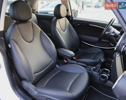 Білий Міні Hatch, об'ємом двигуна 1.6 л та пробігом 137 тис. км за 7999 $, фото 11 на Automoto.ua