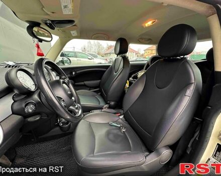 Білий Міні Hatch, об'ємом двигуна 1.6 л та пробігом 139 тис. км за 7200 $, фото 8 на Automoto.ua