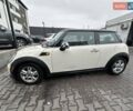 Белый Мини Hatch, объемом двигателя 1.6 л и пробегом 139 тыс. км за 7300 $, фото 1 на Automoto.ua