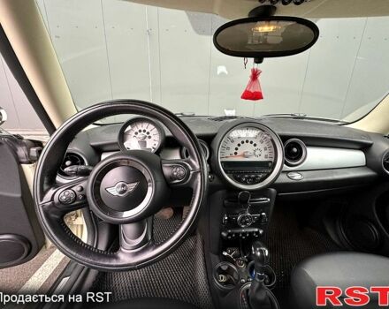 Білий Міні Hatch, об'ємом двигуна 1.6 л та пробігом 139 тис. км за 7200 $, фото 9 на Automoto.ua