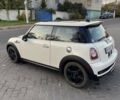 Белый Мини Hatch, объемом двигателя 1.6 л и пробегом 125 тыс. км за 10000 $, фото 3 на Automoto.ua