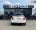 Белый Мини Hatch, объемом двигателя 1.5 л и пробегом 138 тыс. км за 9990 $, фото 6 на Automoto.ua