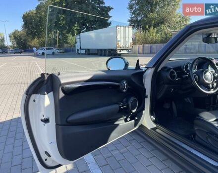 Белый Мини Hatch, объемом двигателя 2 л и пробегом 171 тыс. км за 10800 $, фото 10 на Automoto.ua