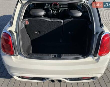 Белый Мини Hatch, объемом двигателя 2 л и пробегом 171 тыс. км за 10800 $, фото 15 на Automoto.ua
