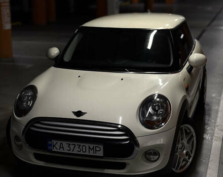 Белый Мини Hatch, объемом двигателя 1.5 л и пробегом 125 тыс. км за 12800 $, фото 11 на Automoto.ua