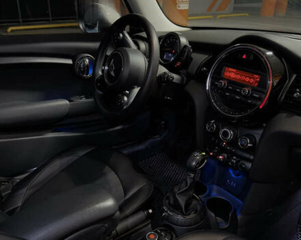 Белый Мини Hatch, объемом двигателя 1.5 л и пробегом 125 тыс. км за 12800 $, фото 25 на Automoto.ua