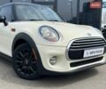 Белый Мини Hatch, объемом двигателя 1.5 л и пробегом 138 тыс. км за 9990 $, фото 1 на Automoto.ua