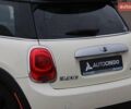 Белый Мини Hatch, объемом двигателя 1.5 л и пробегом 157 тыс. км за 9400 $, фото 7 на Automoto.ua