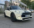 Белый Мини Hatch, объемом двигателя 2 л и пробегом 103 тыс. км за 13200 $, фото 1 на Automoto.ua