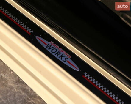 Білий Міні Hatch, об'ємом двигуна 2 л та пробігом 83 тис. км за 22000 $, фото 31 на Automoto.ua