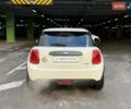 Білий Міні Hatch, об'ємом двигуна 1.5 л та пробігом 57 тис. км за 17490 $, фото 4 на Automoto.ua