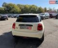 Білий Міні Hatch, об'ємом двигуна 1.5 л та пробігом 58 тис. км за 13540 $, фото 7 на Automoto.ua