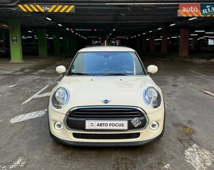 Білий Міні Hatch, об'ємом двигуна 1.5 л та пробігом 57 тис. км за 17490 $, фото 1 на Automoto.ua