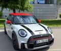 Белый Мини Hatch, объемом двигателя 2 л и пробегом 32 тыс. км за 35500 $, фото 1 на Automoto.ua