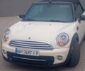 Белый Мини Hatch, объемом двигателя 1.6 л и пробегом 160 тыс. км за 9500 $, фото 1 на Automoto.ua