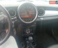 Белый Мини Hatch, объемом двигателя 1.6 л и пробегом 160 тыс. км за 9500 $, фото 6 на Automoto.ua