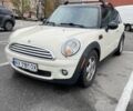 Белый Мини Hatch, объемом двигателя 1.6 л и пробегом 117 тыс. км за 7800 $, фото 3 на Automoto.ua