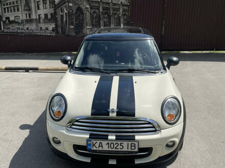 Білий Міні Hatch, об'ємом двигуна 1.6 л та пробігом 109 тис. км за 7600 $, фото 1 на Automoto.ua
