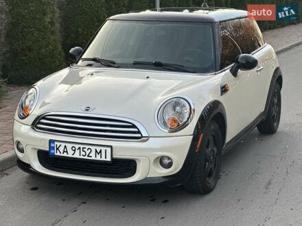 Міні Hatch 2011 у Києві на Automoto.ua Білий Міні Hatch, об'ємом двигуна 1.6 л та пробігом 169 тис. км за 7299 $, фото 1 на Automoto.ua