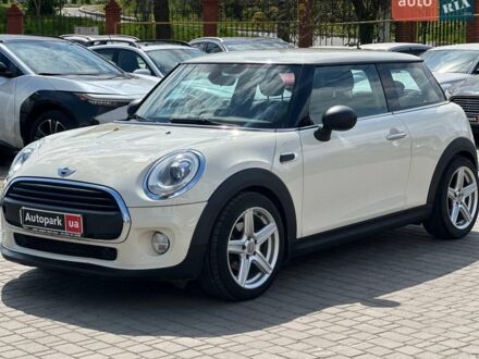 Белый Мини Hatch, объемом двигателя 1.2 л и пробегом 83 тыс. км за 12940 $, фото 1 на Automoto.ua