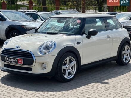 Білий Міні Hatch, об'ємом двигуна 1.2 л та пробігом 83 тис. км за 14490 $, фото 1 на Automoto.ua