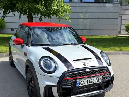 Белый Мини Hatch, объемом двигателя 2 л и пробегом 32 тыс. км за 32000 $, фото 1 на Automoto.ua