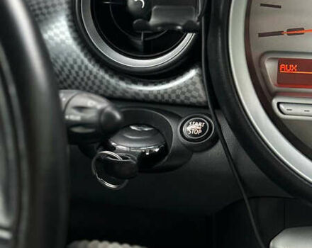Бежевий Міні Hatch, об'ємом двигуна 1.6 л та пробігом 149 тис. км за 8300 $, фото 8 на Automoto.ua
