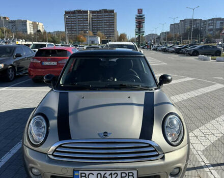 Бежевий Міні Hatch, об'ємом двигуна 1.6 л та пробігом 111 тис. км за 7000 $, фото 2 на Automoto.ua