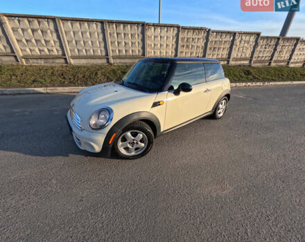Бежевый Мини Hatch, объемом двигателя 1.6 л и пробегом 215 тыс. км за 7000 $, фото 2 на Automoto.ua