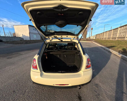 Бежевый Мини Hatch, объемом двигателя 1.6 л и пробегом 215 тыс. км за 7000 $, фото 9 на Automoto.ua