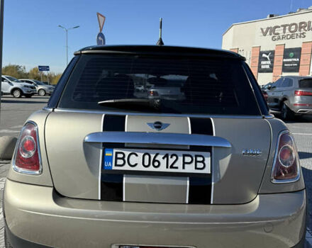 Бежевий Міні Hatch, об'ємом двигуна 1.6 л та пробігом 111 тис. км за 7000 $, фото 7 на Automoto.ua