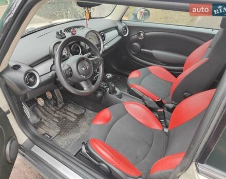 Бежевый Мини Hatch, объемом двигателя 1.6 л и пробегом 125 тыс. км за 8400 $, фото 17 на Automoto.ua