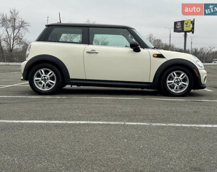 Бежевый Мини Hatch, объемом двигателя 1.6 л и пробегом 165 тыс. км за 10900 $, фото 8 на Automoto.ua