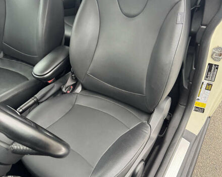 Бежевый Мини Hatch, объемом двигателя 1.6 л и пробегом 165 тыс. км за 10900 $, фото 19 на Automoto.ua