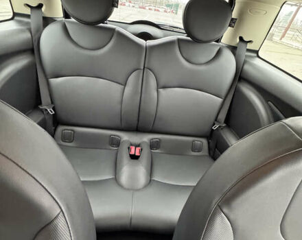 Бежевый Мини Hatch, объемом двигателя 1.6 л и пробегом 165 тыс. км за 10900 $, фото 32 на Automoto.ua